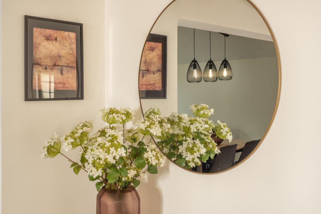 Sant'Aponal Cozy Apartment With Balcony R&R เวนิส ภายนอก รูปภาพ
